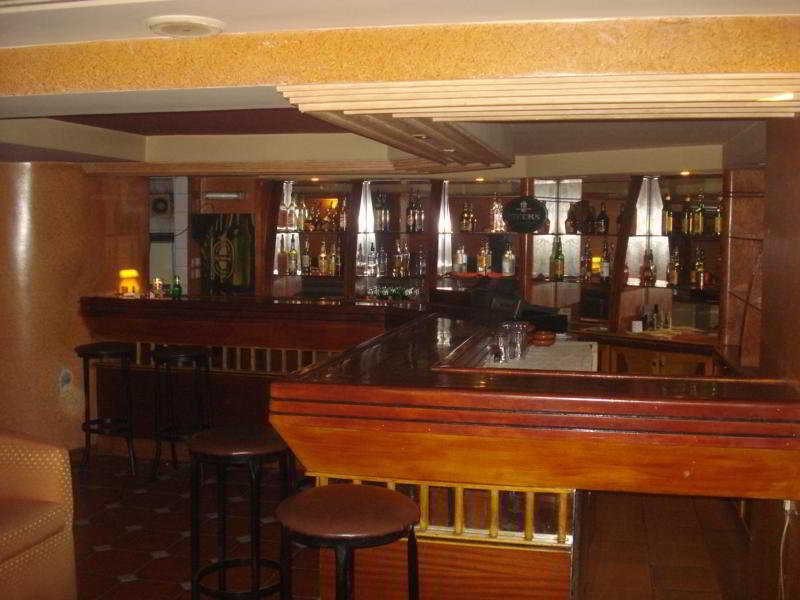 Hotel Bouregreg Рабат Ресторан фото